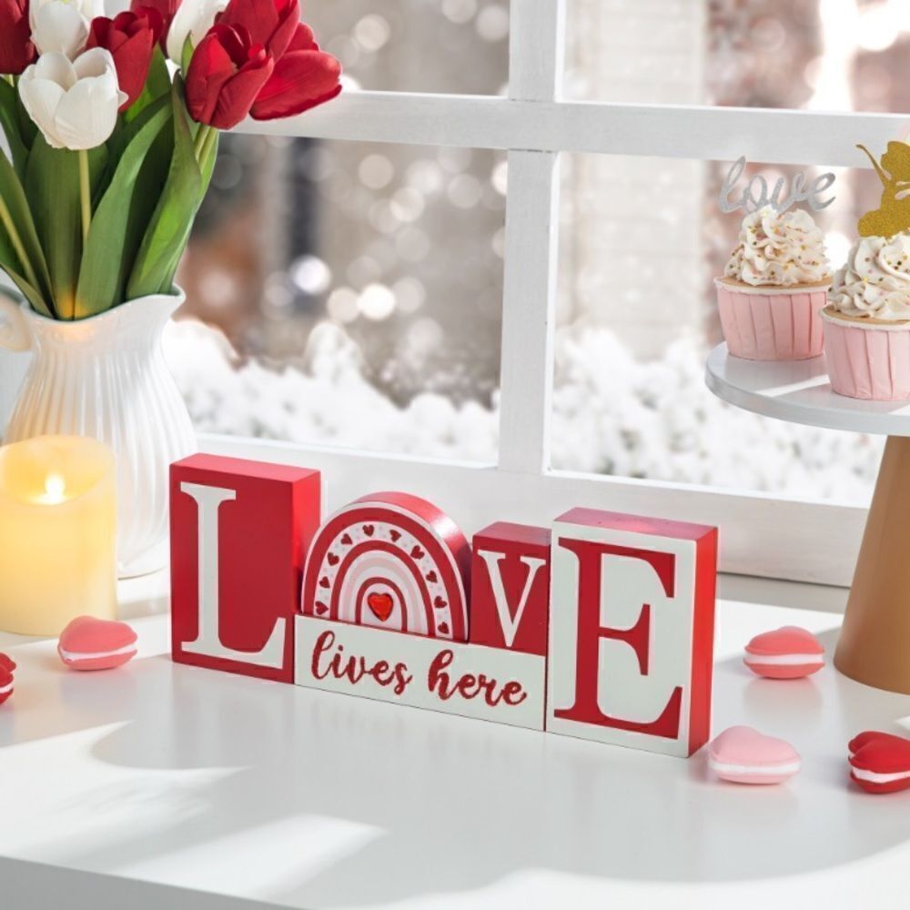 Glitzhome 4.25" H Valentine's Wooden Love Table Decor - Multi